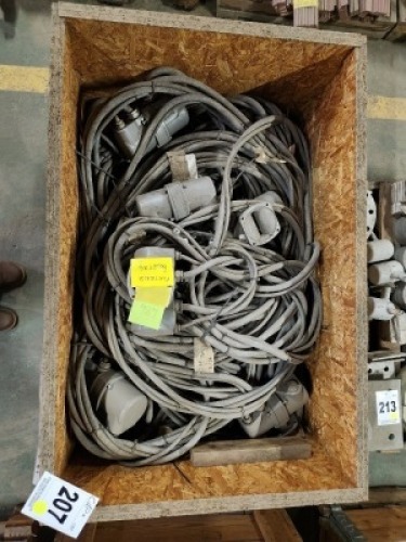 24 Item - Cable complete with waal bracket