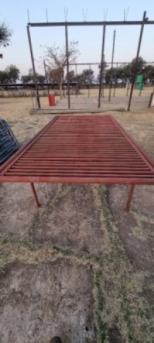 1X WOL SORTEER TAFEL - LIVESTOCK 88 84 PTY LTD