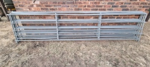 5X STAAL HEKKIES (PER ITEM) - LIVESTOCK 88 84 PTY LTD