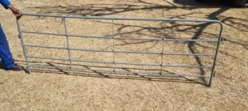 5X STAAL HEKKIES (PER ITEM) - LIVESTOCK 88 84 PTY LTD